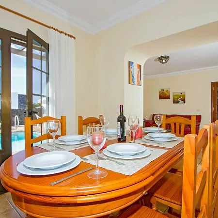 Вилла Benjamin Тиас